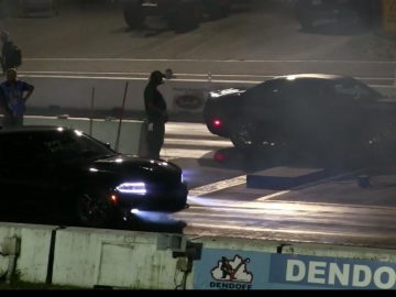 2016 Charger Scat Pack vs Challenger 392-1/4 mile drag race