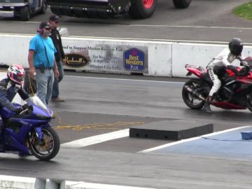 2016 Suzuki gsxr 1000 vs Nitrus Yamaha R6-street bike racing,drag racing,acceleration and top speed