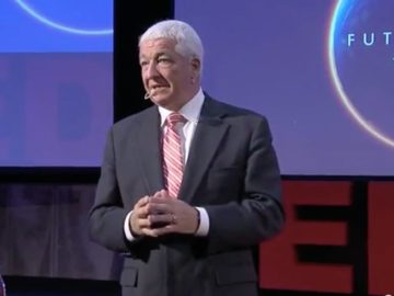 Body language, the power is in the palm of your hands | Allan Pease | TEDxMacquarieUniversity