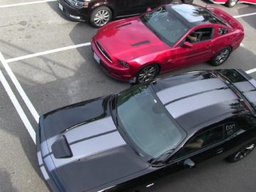 Challenger SRT 392 or Mustang GT 5.0-who’s the best ? Classic 1/4 mile drag race