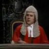 Monty Python – Court Scene
