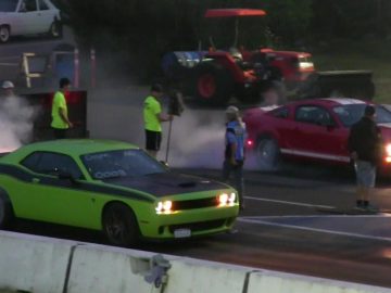 Revenge- Hellcat vs Shelby GT 500 drag race 1/4 mile