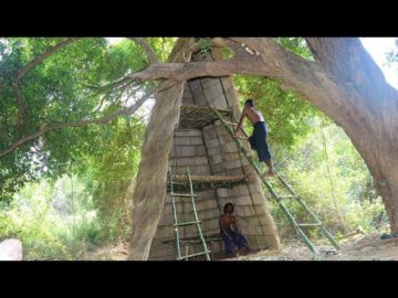 three-storey house​ Using bamboo and grass