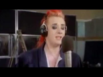 Do they Know it’s Christmas ~ Band Aid 1984