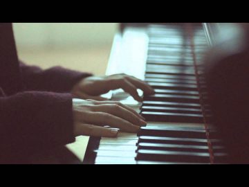 Gabrielle Aplin – The Power of Love