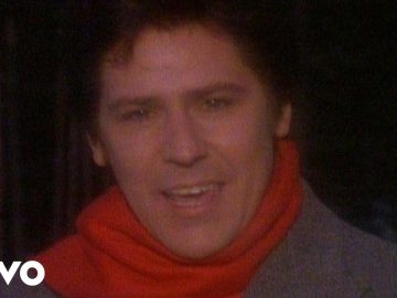 Shakin’ Stevens – Merry Christmas Everyone (Official Video)